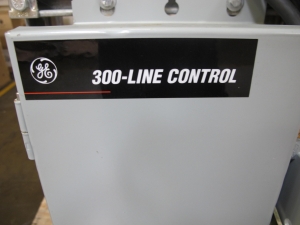 GE 300 LINE-CONTROL COMBINATION MOTOR CONTROLLER, RAINPROOF ENCLOSURE, MO# MTSJ800, 600 VAC, NEMA 2. LOADING & HANDLING FEE $15-4041
